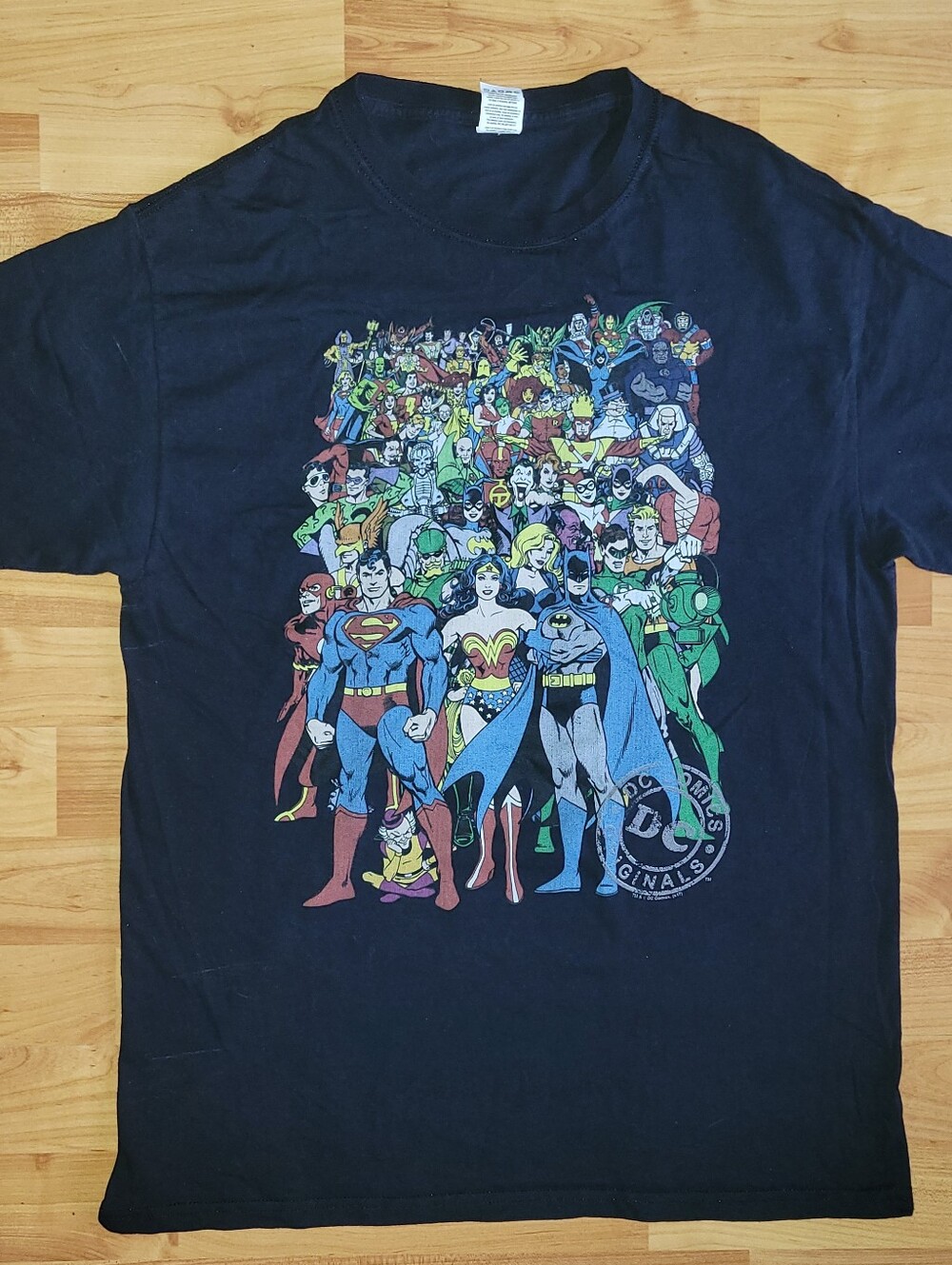 Retro DC Comics Classic Superheroes Line-up Graphic Tee - Black, Medium